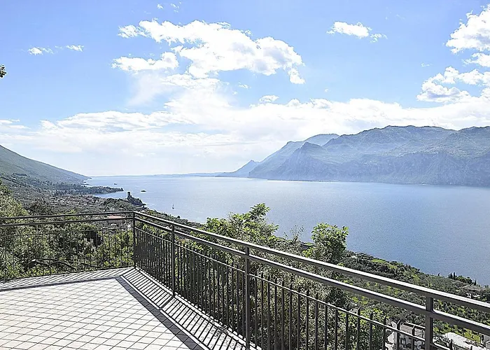 La Terrazza sul Lago