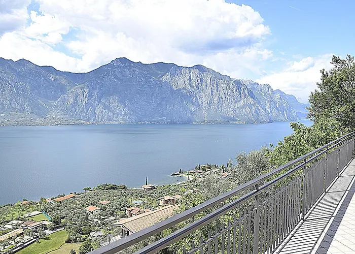 La Terrazza Sul Lago